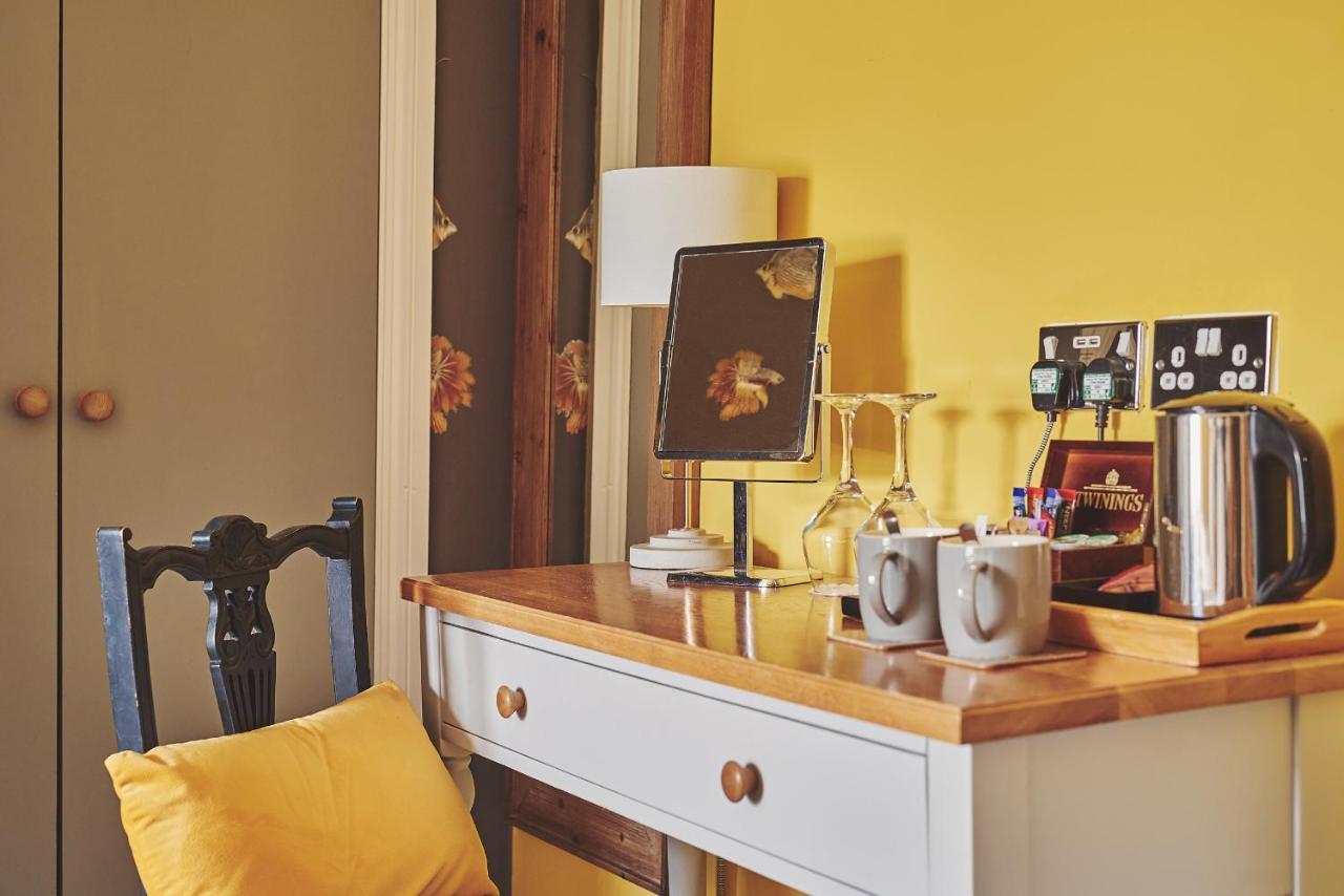 The Lansdowne Guest House Bourton-on-the-Water Exterior photo A Nespresso machine