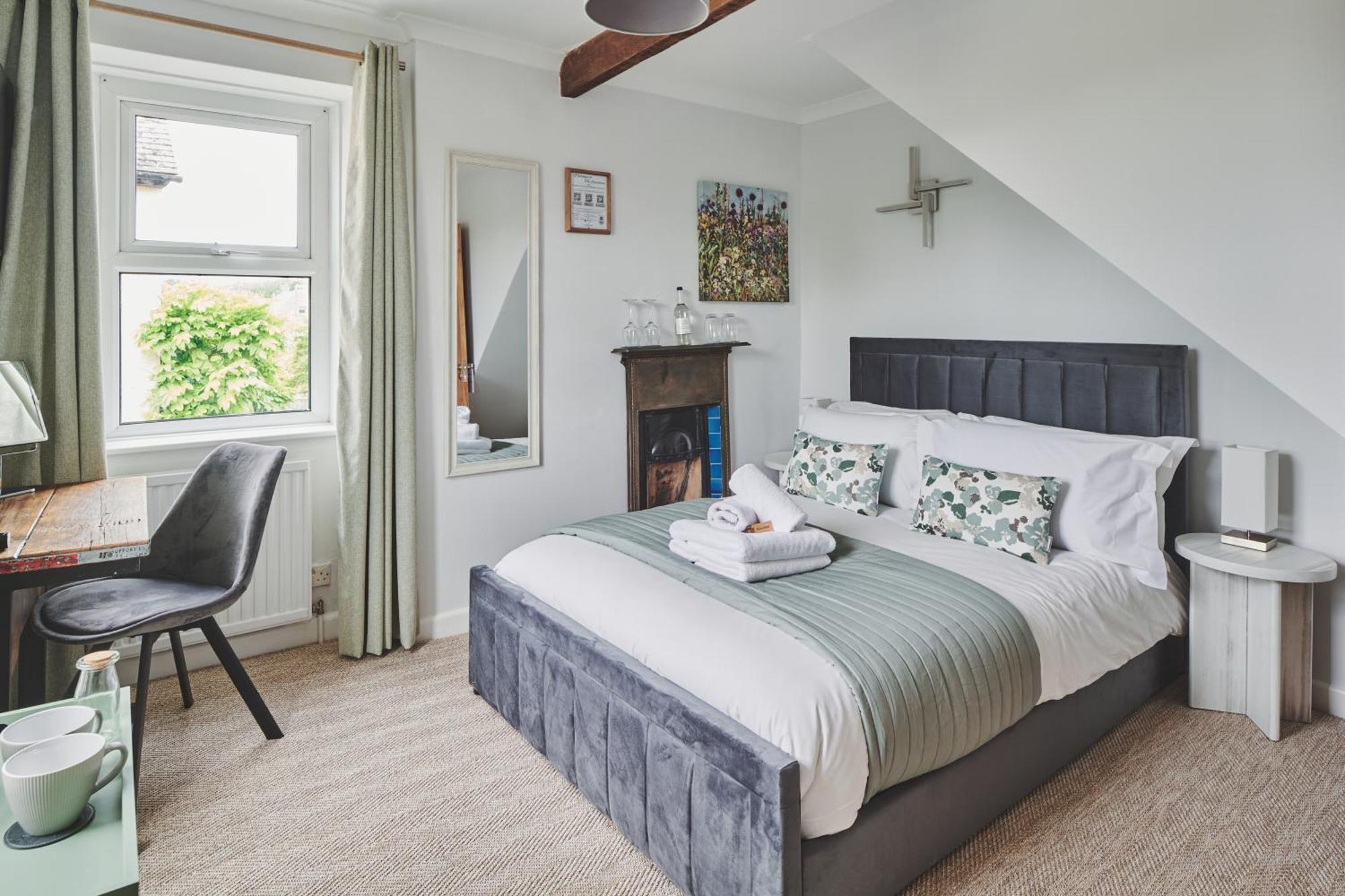 The Lansdowne Guest House Bourton-on-the-Water Exterior photo The Old Post Office, 2019