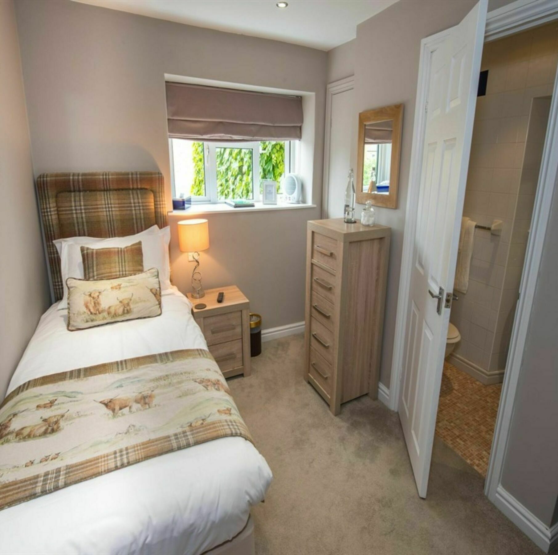The Lansdowne Guest House Bourton-on-the-Water Exterior photo A single room at the hotel